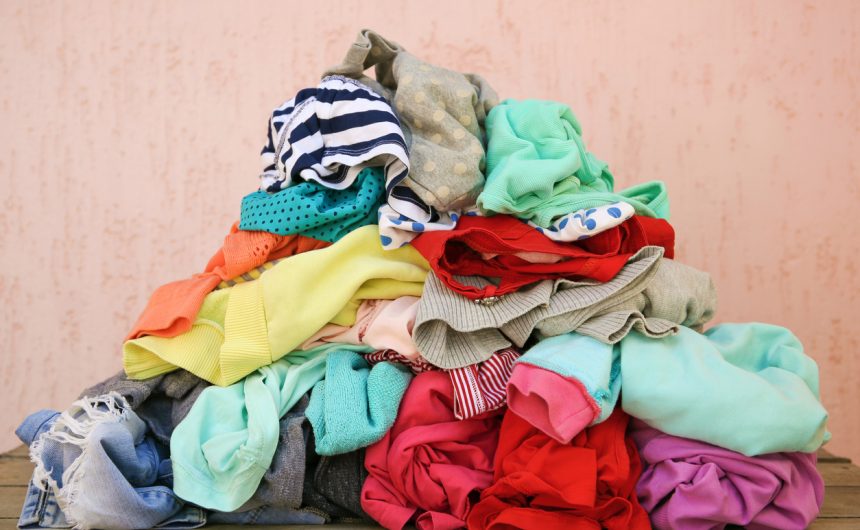 Indumenti usati: donazione o rifiuto???